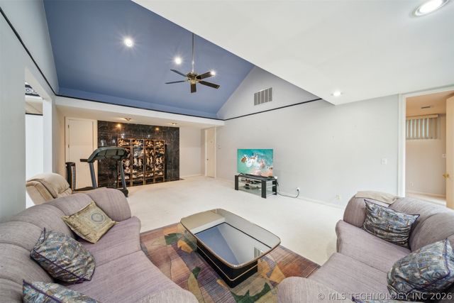 3219 S Birmingham Avenue, Tulsa, OK 74105