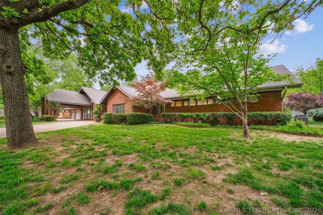 3219 S Birmingham Avenue, Tulsa, OK 74105