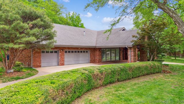 3219 S Birmingham Avenue, Tulsa, OK 74105