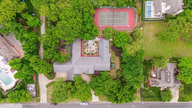 3219 S Birmingham Avenue, Tulsa, OK 74105