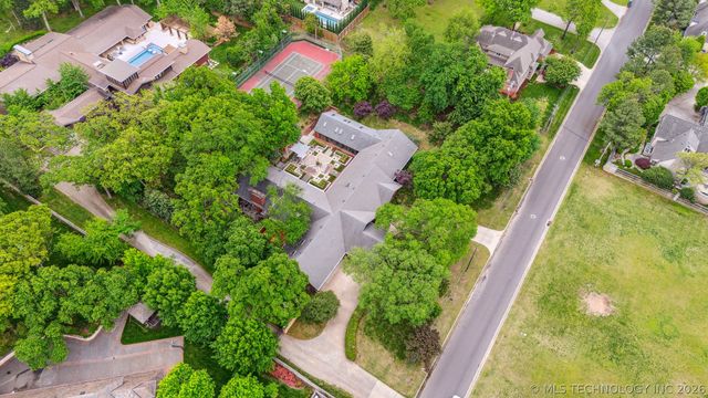 3219 S Birmingham Avenue, Tulsa, OK 74105