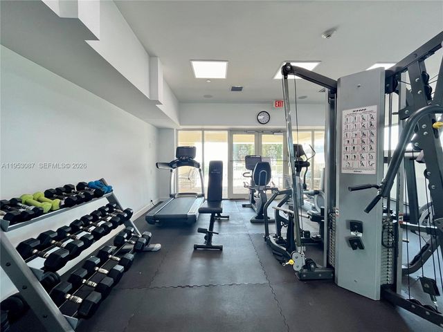 9499 Collins Ave 506, Surfside, FL 33154