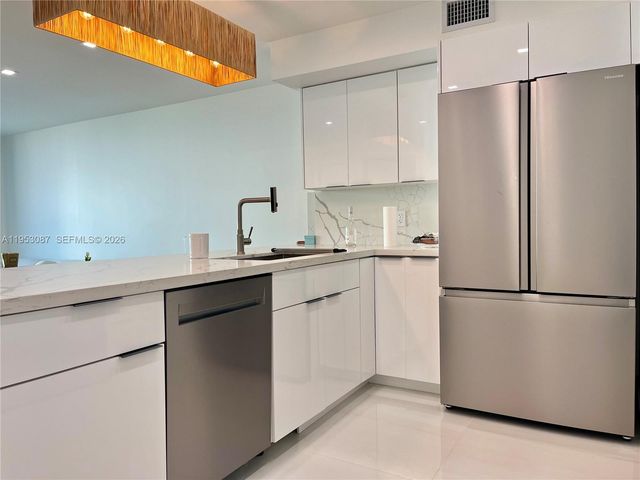 9499 Collins Ave 506, Surfside, FL 33154