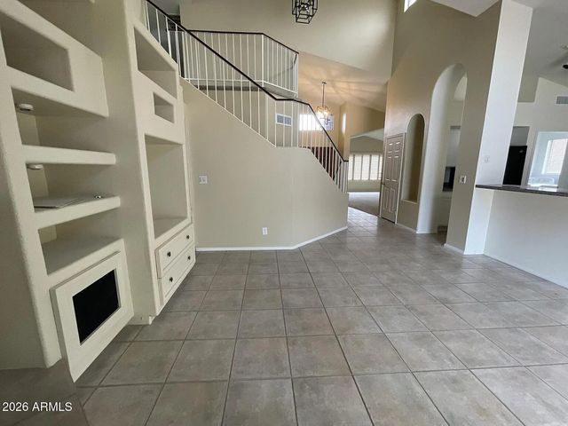 5125 E FELLARS Drive, Scottsdale, AZ 85254