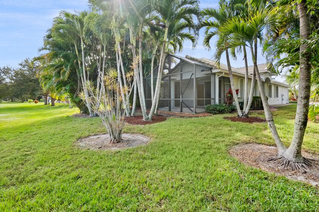 671 NW Red Pine Way, Jensen Beach, FL 34957