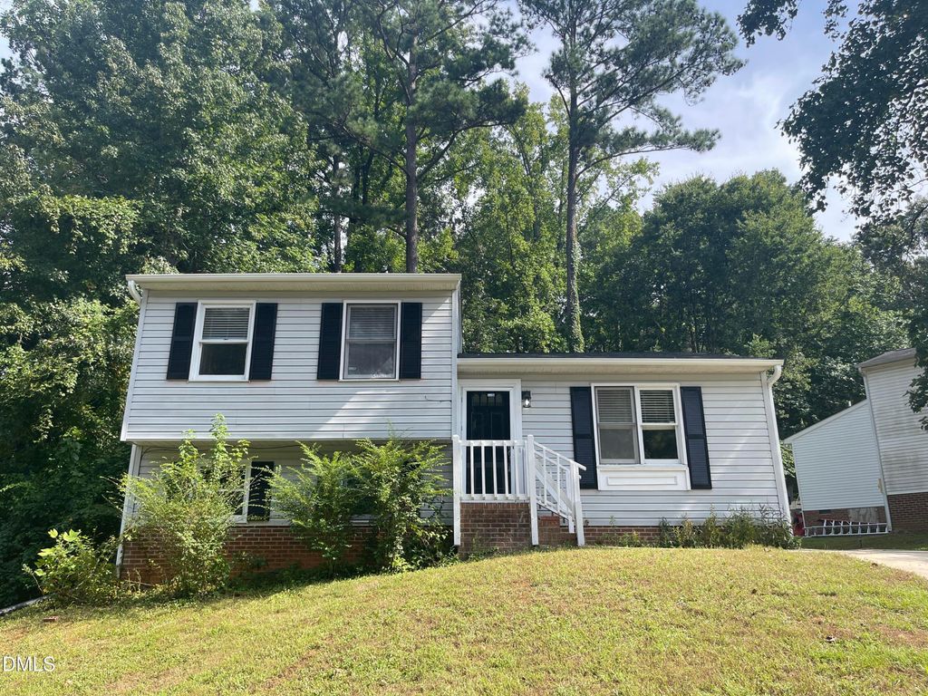 2009 Rabbit Run, Raleigh, NC 27603