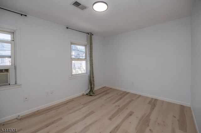 907 Bond St, Elizabeth City, NJ 07201