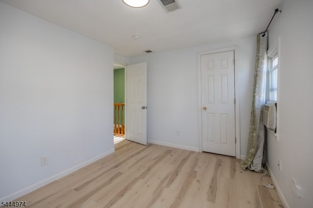 907 Bond St, Elizabeth City, NJ 07201