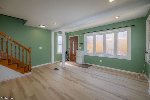 907 Bond St, Elizabeth City, NJ 07201
