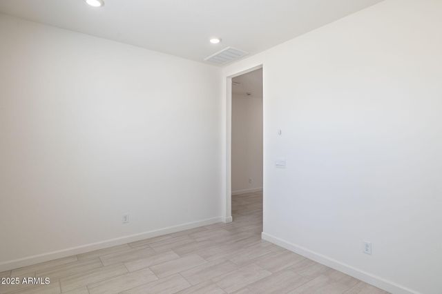 17733 W TURQUOISE Avenue, Waddell, AZ 85355