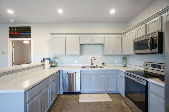 686 CR 4715 Road, Leonard, TX 75452