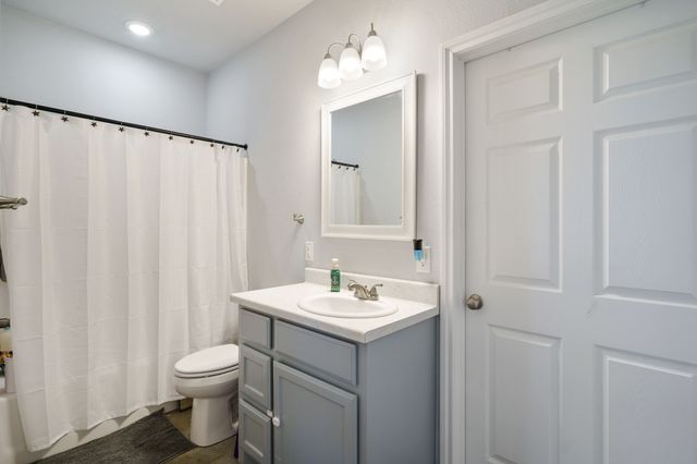 686 CR 4715 Road, Leonard, TX 75452