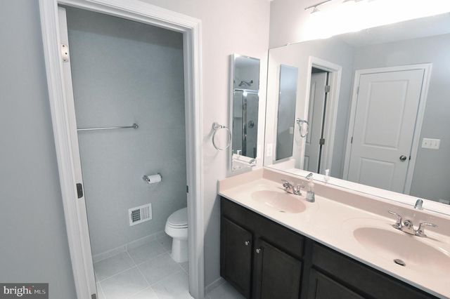 165 SOLARA DR, Winchester, VA 22602