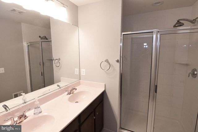 165 SOLARA DR, Winchester, VA 22602