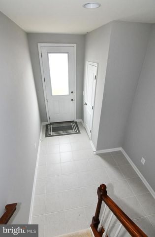 165 SOLARA DR, Winchester, VA 22602