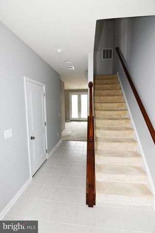 165 SOLARA DR, Winchester, VA 22602