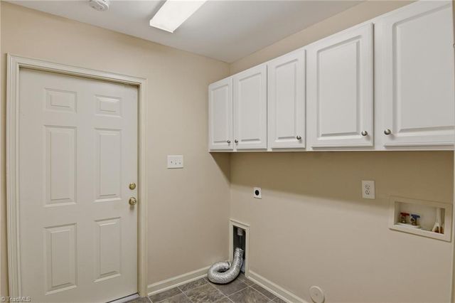 3476 Waterwheel Circle, Winston-salem, NC 27103