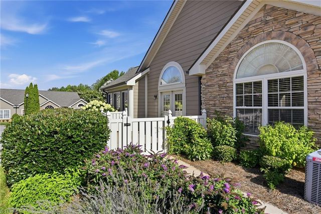 3476 Waterwheel Circle, Winston-salem, NC 27103