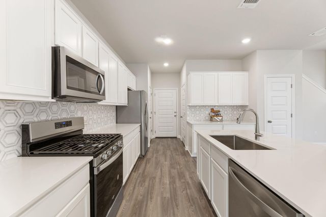 8509 Escovedo DR 410, Austin, TX 78744