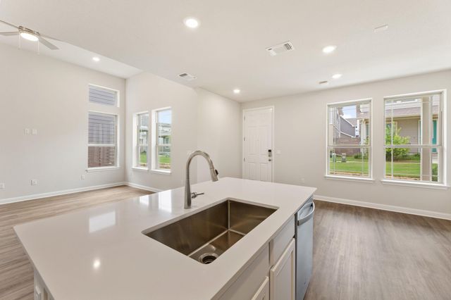 8509 Escovedo DR 410, Austin, TX 78744