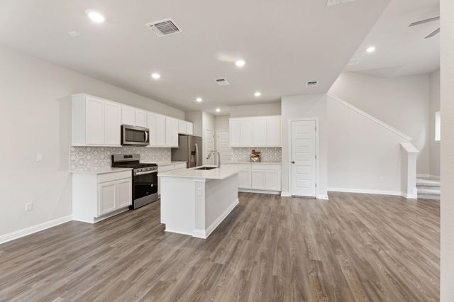 8509 Escovedo DR 410, Austin, TX 78744