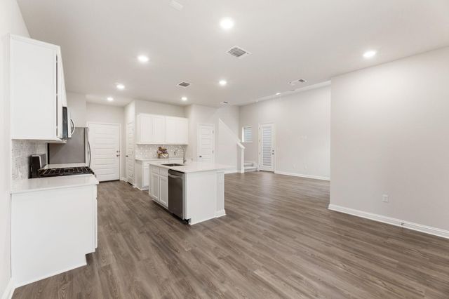 8509 Escovedo DR 410, Austin, TX 78744