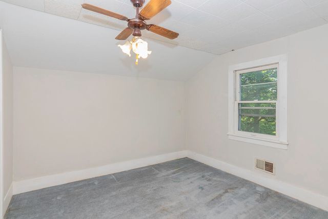 506 E 2nd Street, Lawton, MI 49065