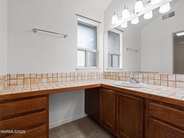 3170 Oakshire Court, Reno, NV 89509