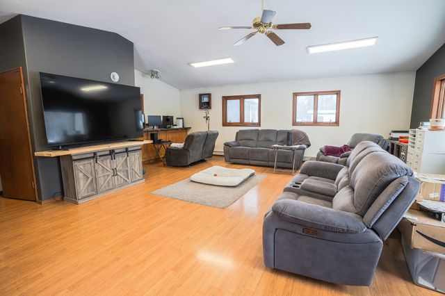 3815 TANADA ROAD, North Pole, AK 99705