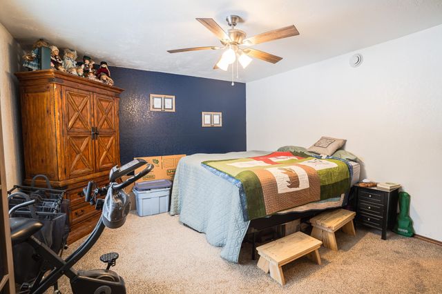 3815 TANADA ROAD, North Pole, AK 99705
