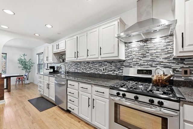 7022 W Clarke STREET, Wauwatosa, WI 53213