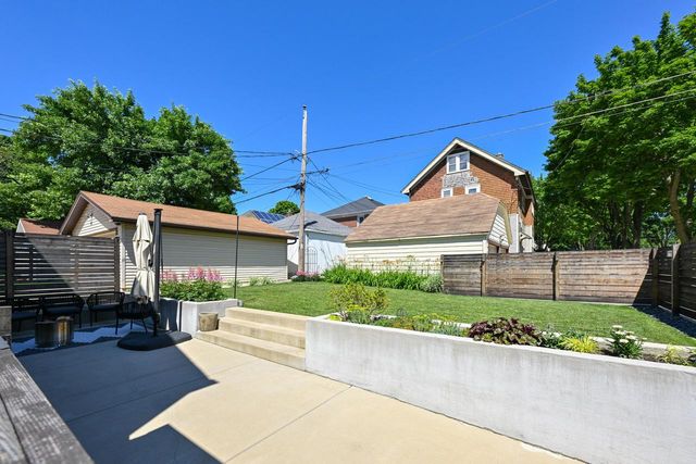 7022 W Clarke STREET, Wauwatosa, WI 53213