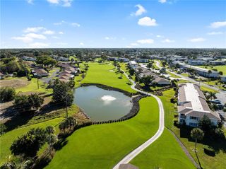 105 Penny LN 5, Naples, FL 34112