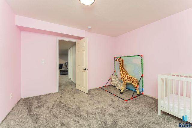 6205 S Dublin Ave Avenue, Sioux Falls, SD 57106