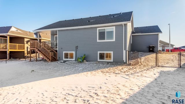 6205 S Dublin Ave Avenue, Sioux Falls, SD 57106
