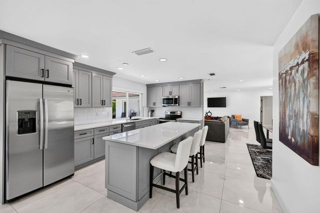 6351 NE 22nd Avenue, Fort Lauderdale, FL 33308