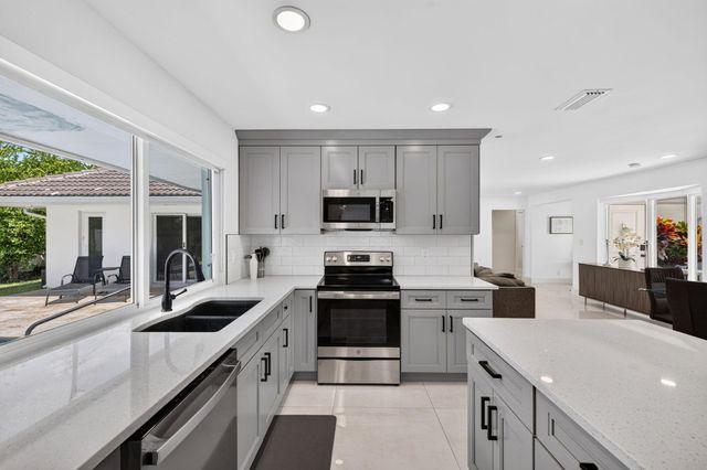 6351 NE 22nd Avenue, Fort Lauderdale, FL 33308