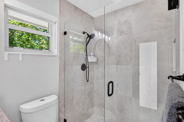 6351 NE 22nd Avenue, Fort Lauderdale, FL 33308