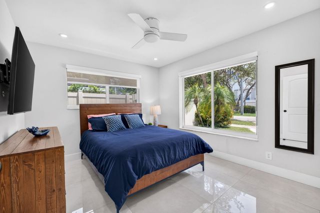 6351 NE 22nd Avenue, Fort Lauderdale, FL 33308