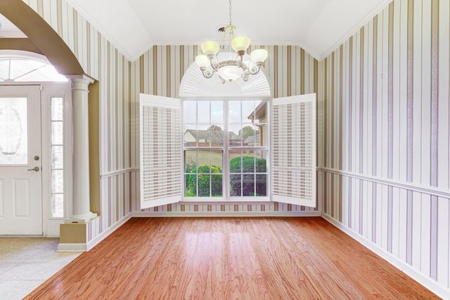 5286 AUTUMN FORREST DR, Memphis, TN 38125