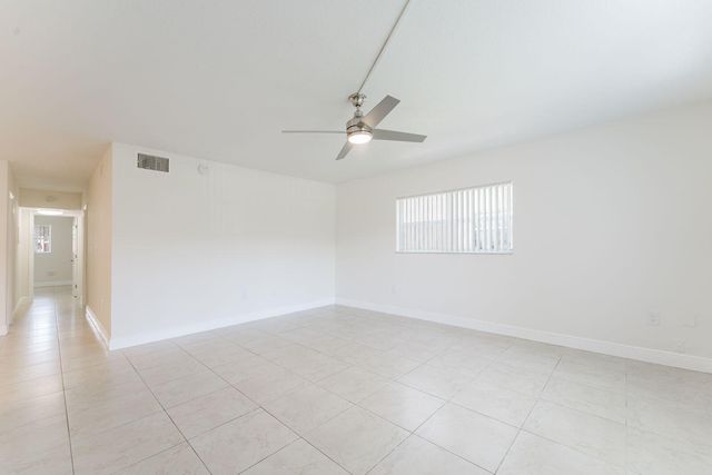 201 SW 7th Street 10, Boca Raton, FL 33432