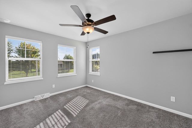 7604 Autumn Blaze Trail, Deforest, WI 53532