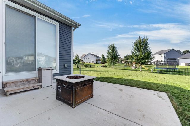 7604 Autumn Blaze Trail, Deforest, WI 53532