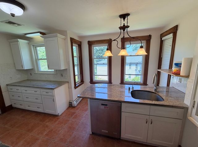 35-37 Spring Street 2, Lexington, MA 02421