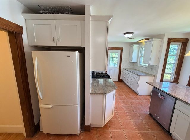 35-37 Spring Street 2, Lexington, MA 02421