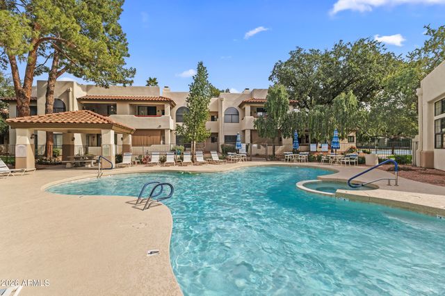 750 E NORTHERN Avenue 2044, Phoenix, AZ 85020