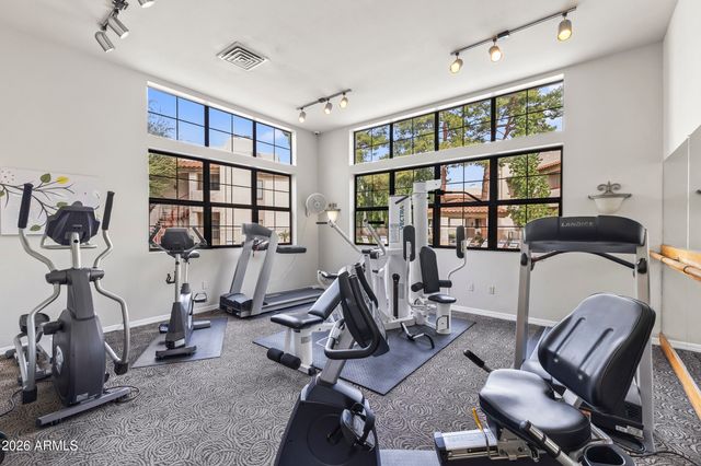 750 E NORTHERN Avenue 2044, Phoenix, AZ 85020