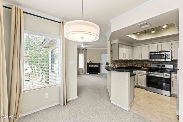 750 E NORTHERN Avenue 2044, Phoenix, AZ 85020