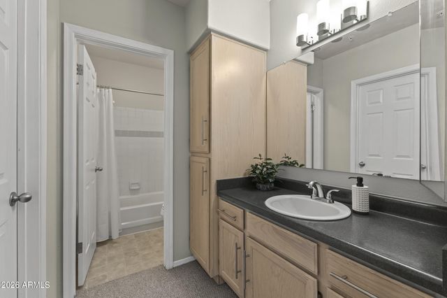 750 E NORTHERN Avenue 2044, Phoenix, AZ 85020