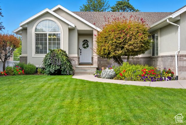 2559 E CUPECOY DR, Cottonwood Heights, UT 84121